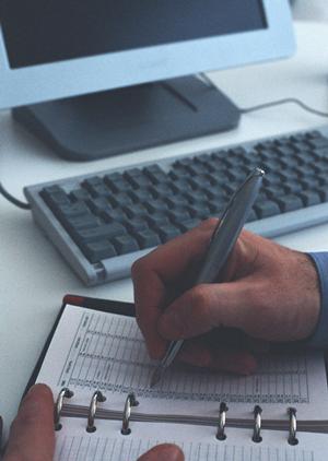 eスポーツ用PCをレンタルしている会社